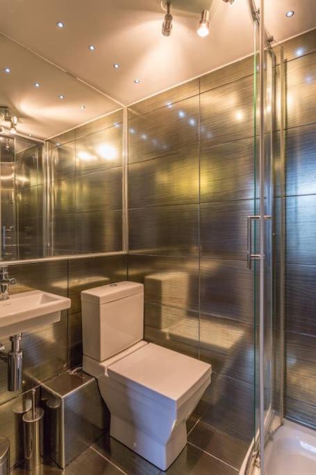 Prime Edinburgh City Centre - 4 Bed Penthouse Exteriör bild
