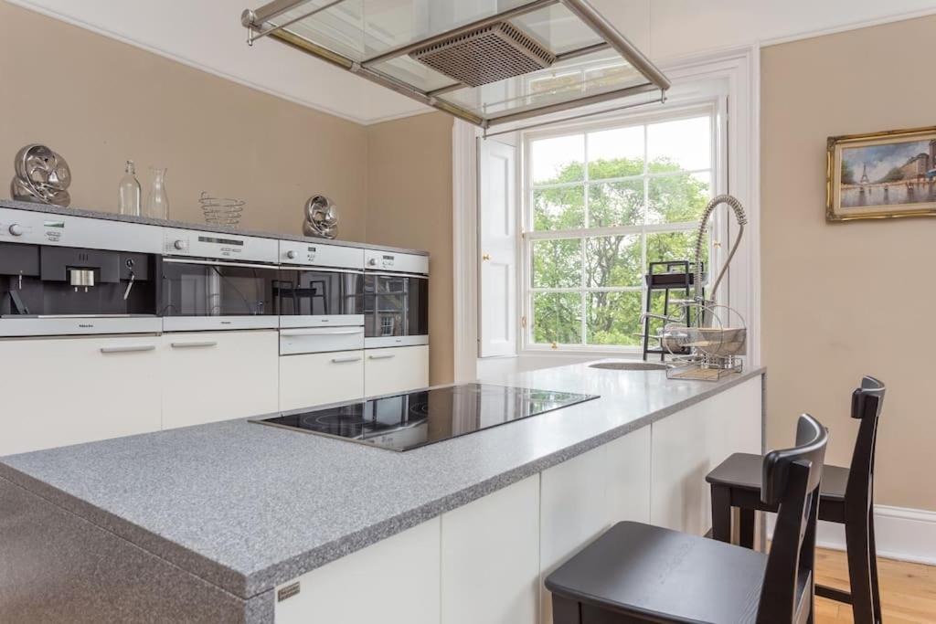 Prime Edinburgh City Centre - 4 Bed Penthouse Exteriör bild