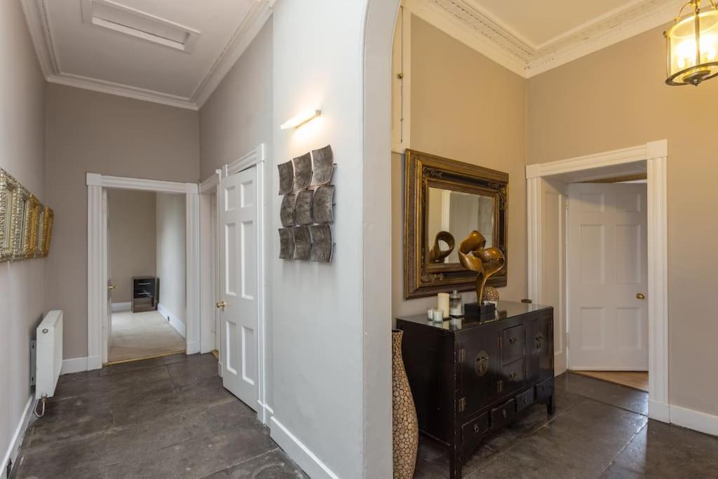 Prime Edinburgh City Centre - 4 Bed Penthouse Exteriör bild