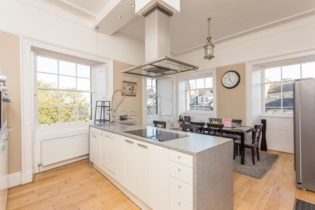 Prime Edinburgh City Centre - 4 Bed Penthouse Exteriör bild
